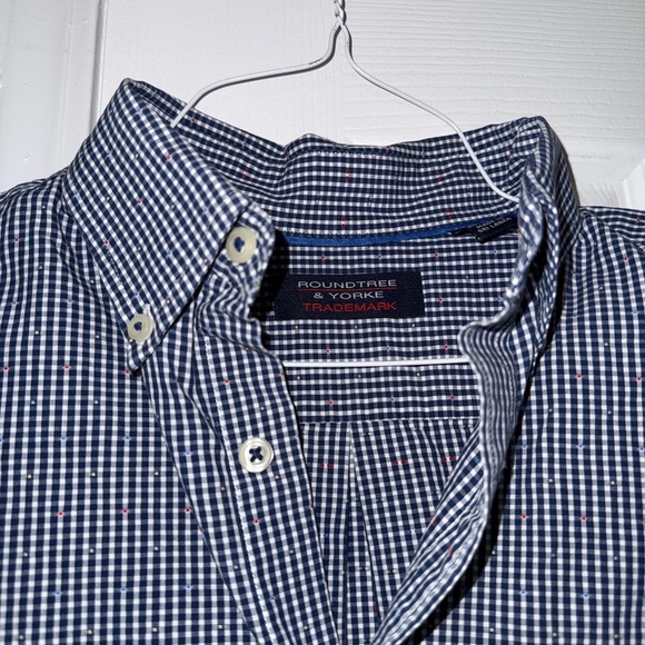Roundtree & Yorke Blue and White Casual Button Down Shirt - Picture 3 of 6